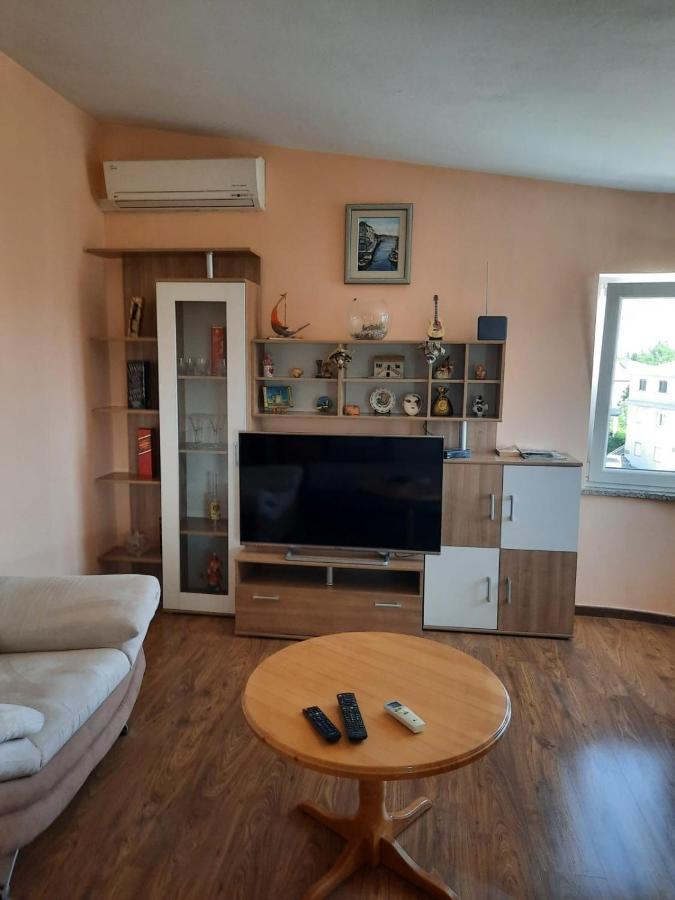 Apartman Julienne Kaštela Exterior foto