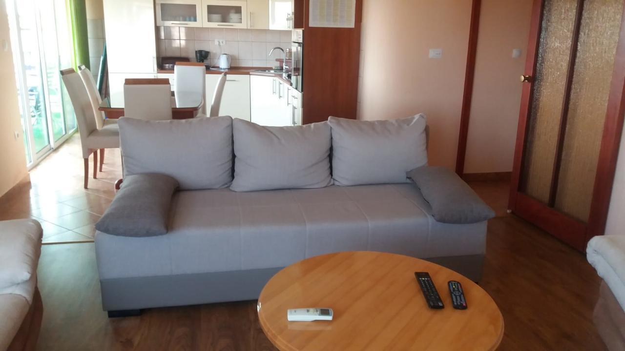Apartman Julienne Kaštela Exterior foto